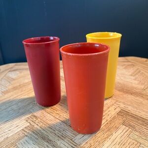 Set of 3 Tupperware tumblers in autumn harvest colors